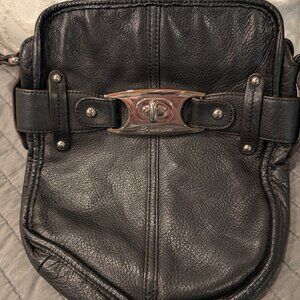 b makowsky leather purse Black